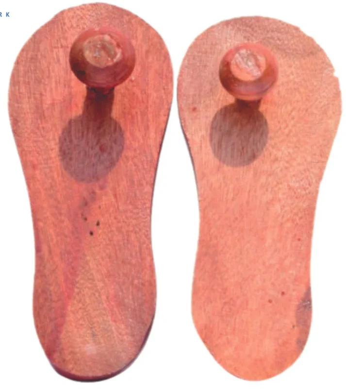 Wooden KHADAU / Paduka / Slippers / Pooja khadau for home