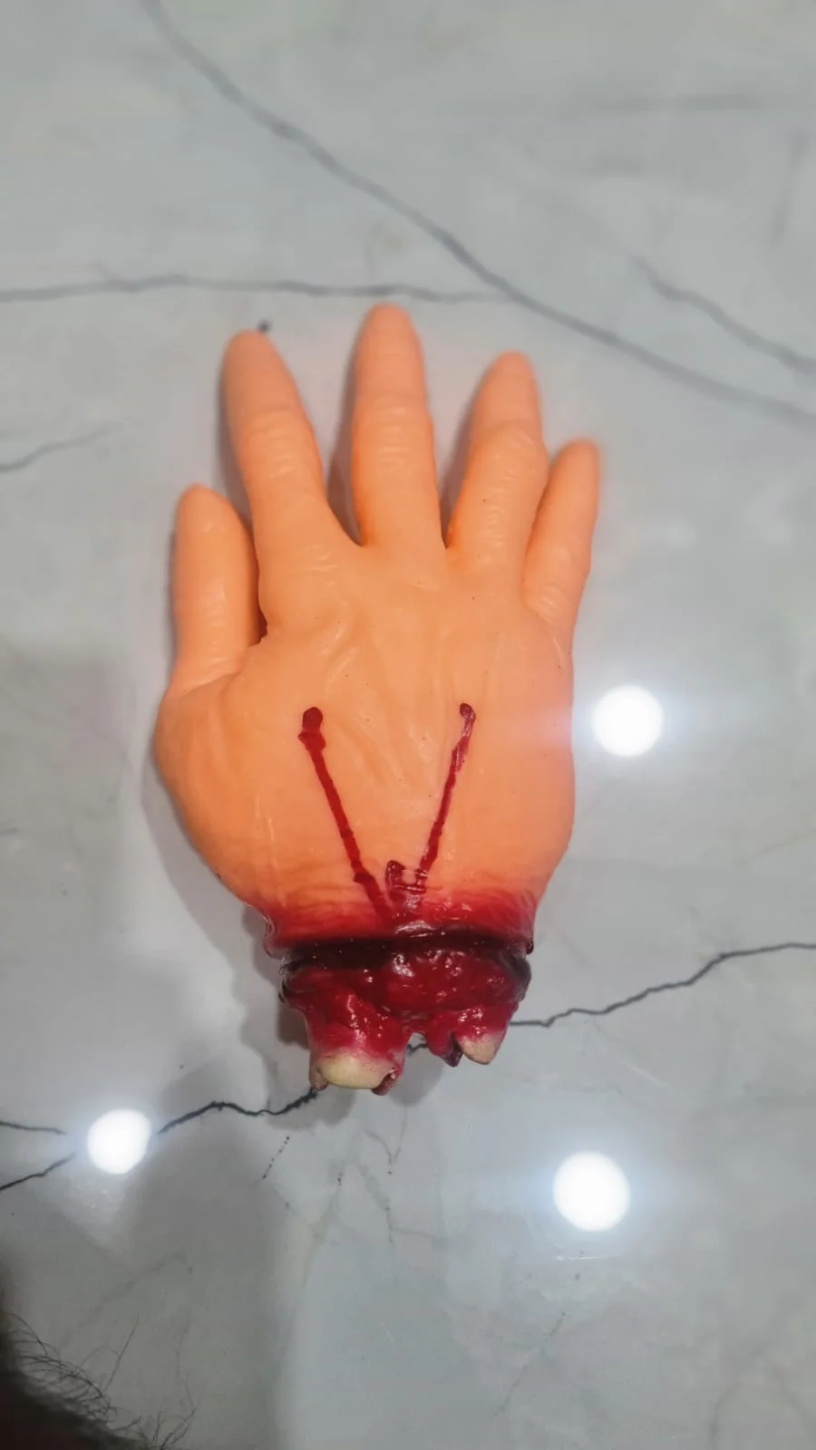 HALLOWEEN Prop Realistic Hands Terror Bloody Fake Body Parts Severed Arm Hand - Image 3